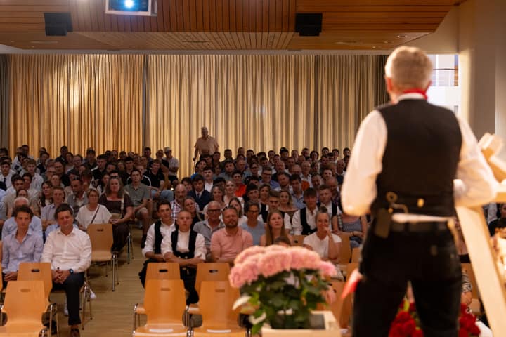 Graduation ceremony photo 010