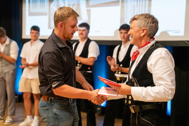 Graduation ceremony photo 026