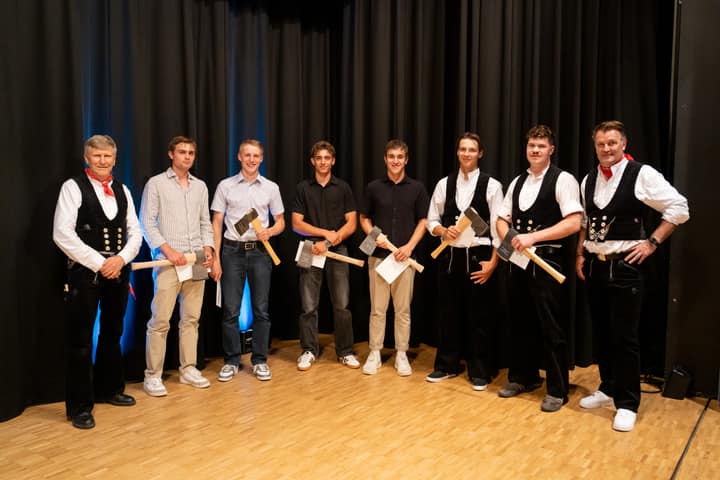 Graduation ceremony photo 086