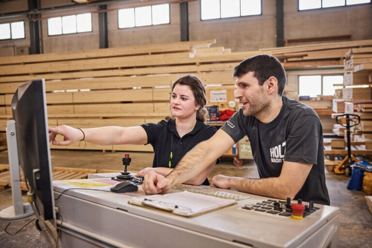 Zimmerleute im Gespräch